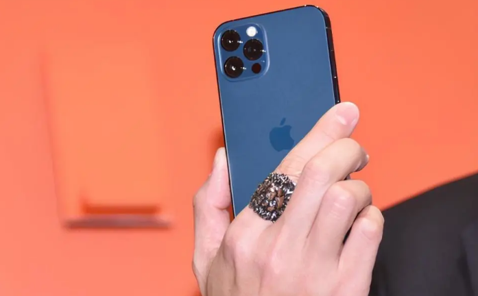 长倘口镇苹果手机维修分享iPhone12系列重启方法教程 